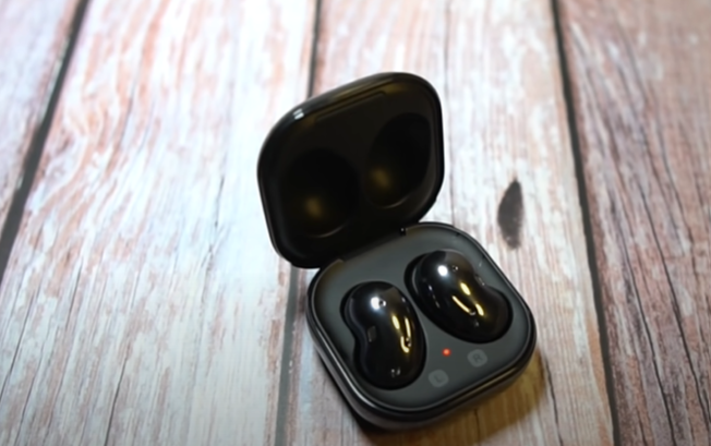 Galaxy Earbuds Keep Disconnecting (Try These Tips!)